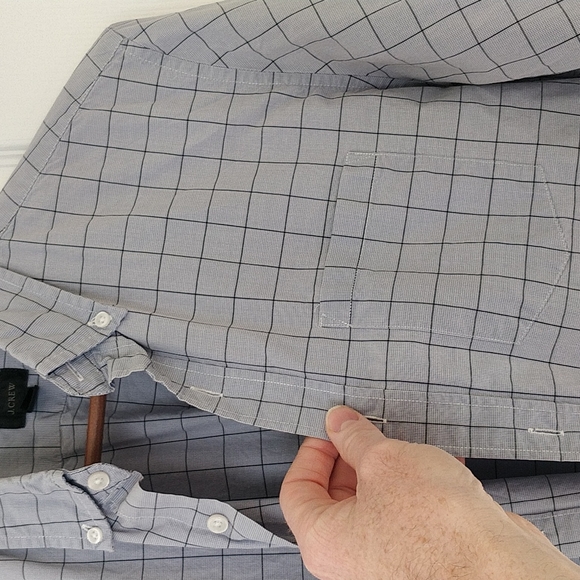 J. Crew - US M - slim fit - blue check sports shirt - Picture 3 of 4